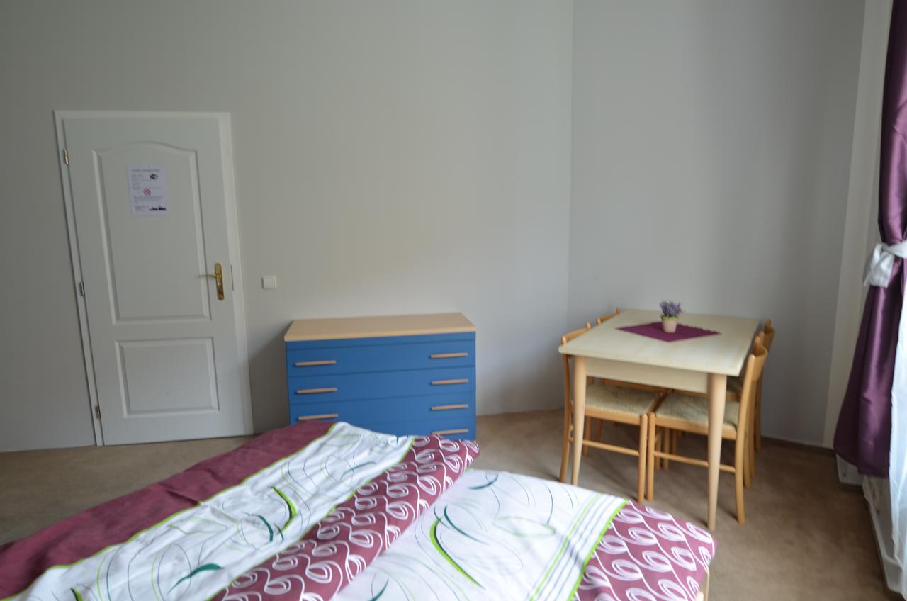 Hostel Prague City Kültér fotó